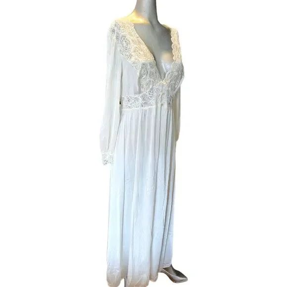 Vintage Shadow Line Robe – Ivory - Picture 11 of 14